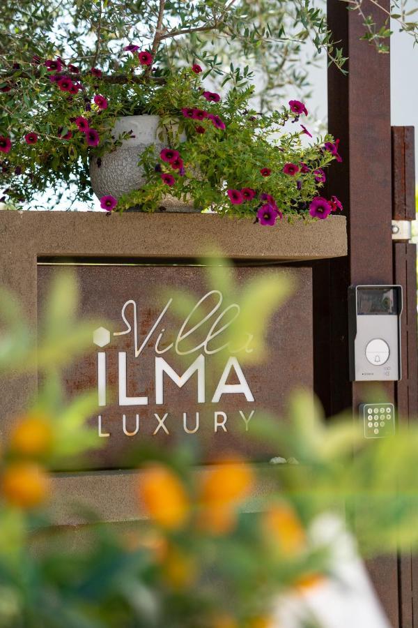 Villa Ilma Luxury Rooms アルツァケーナ エクステリア 写真
