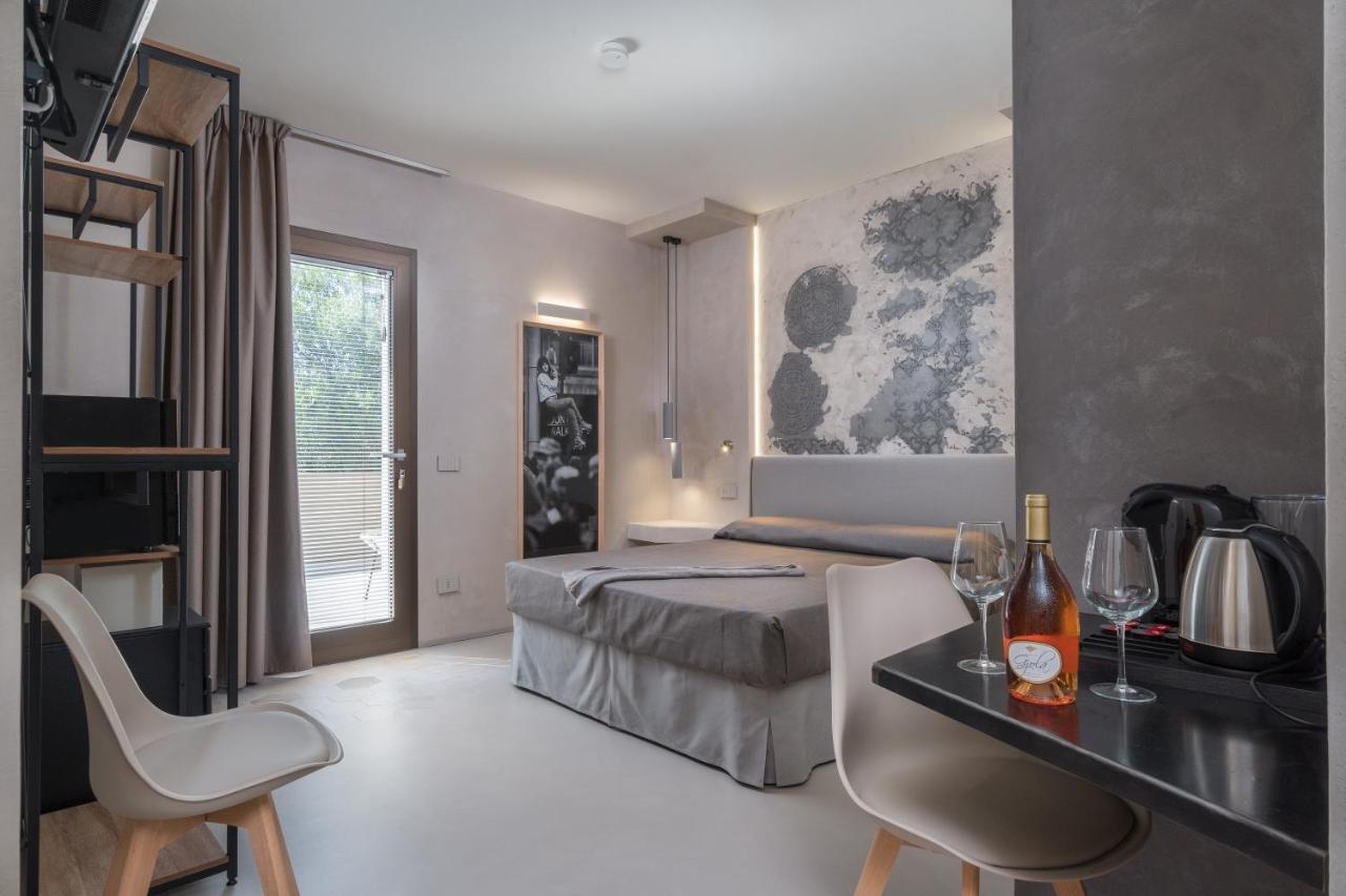Villa Ilma Luxury Rooms アルツァケーナ エクステリア 写真